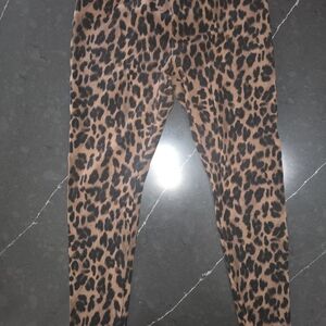 Style & CO Petite Animal Print Leggings